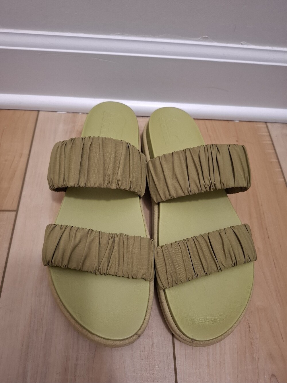 Sorel Slides Sandals Women's 12 Green Roaming Two Strap Summee Comfort Beachy
